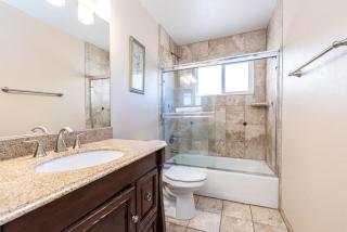 Spacious 3Br Oceanfront At Balboa Pier Walk To It All By Beachview Rentals - Newport Beach - 2
