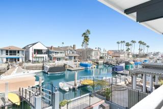 Stylish 3Br Bayfront W- Balcony, Bbq Waterfront Views By Beachview Rentals - Newport Beach - 0