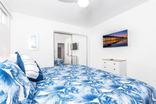 Stylish 2Br Cottage W- Large Patio One House From Beach By Beachview Rentals - Newport Beach - 4