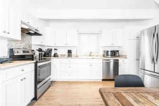 Updated 2Br Cottage One House From Beach - Super Central By Beachview Rentals - Newport Beach - 7