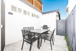 Updated 2Br Cottage One House From Beach - Super Central By Beachview Rentals - Newport Beach - 6