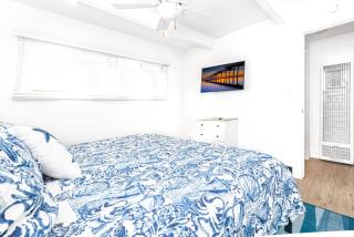 Updated 2Br Cottage One House From Beach - Super Central By Beachview Rentals - Newport Beach - 3