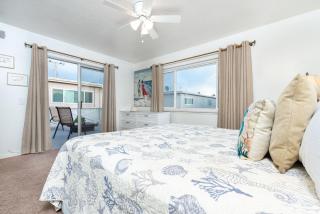 Spacious 4Br W- Oceanview Balcony Bbq Steps To Sand By Beachview Rentals - Newport Beach - 2