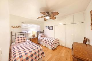 Charming 4Br W- Large Garden Patio 2 Houses From Sand By Beachview Rentals - Newport Beach - 3