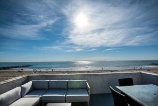 Elegant 6Br Oceanfront W- Rooftop Deck Stunning Views By Beachview Rentals - Newport Beach - 0