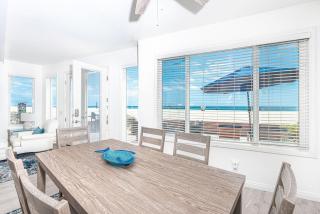 Remodeled 2Br Oceanfront W- Spacious Patio Stunning Views By Beachview Rentals - Newport Beach - 5