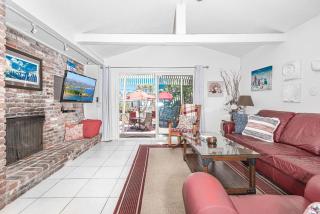 Serene 3Br Bayside Home W- Private Waterfront Dock Patio By Beachview Rentals - Newport Beach - 4