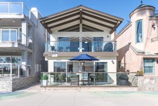 6Br Oceanfront Duplex Steps From Beach And Balboa Pier By Beachview Rentals - Newport Beach - 0