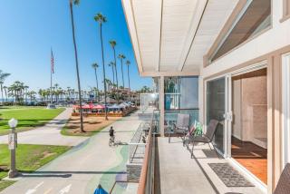 6Br Oceanfront Duplex Steps From Beach And Balboa Pier By Beachview Rentals - Newport Beach - 9