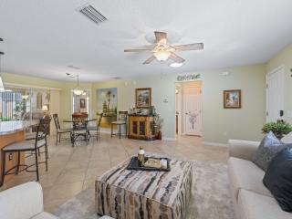 2 Bedroom 2 Bath Cottage - 5