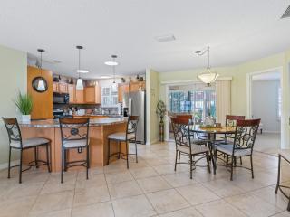 2 Bedroom 2 Bath Cottage - 3