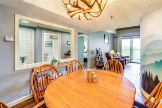 3 Mi to Sugar Mtn Resort Condo with Pool and Hot Tub - Sugar Mountain - 5