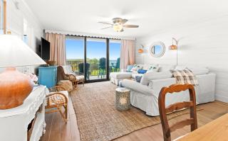 One Seagrove Place 0204 - 4
