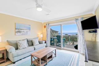 Top Floor Oceanfront Bliss Breakers Villa at Coligny Beach - Hilton Head Island - 8