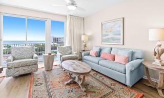 The Crescent 306 - 9