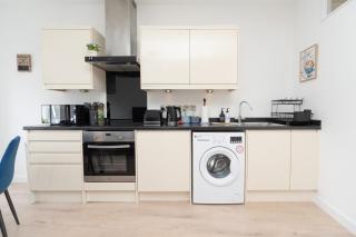 Central Southampton Flat - Southampton - 4