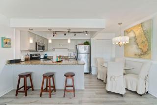 Huntington by the Sea 107 - 6