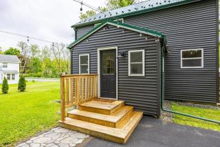 Watkins Glen Luxury Escape on Seneca Wine Trail - Watkins Glen - 1