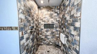 Tropical Home with Waterfall, HotTub & Fenced Yard for Pets - Port Charlotte - 2