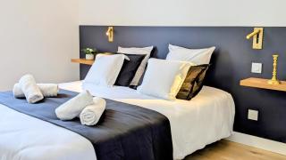 151 - Terrasse & Jacuzzi, Rue Trivalle, Pied de la cité de Carcassonne - Climatisation, Netflix, Fibre - 1
