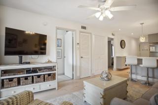 Stylish Upscale Beachside Villa Pool View - Hilton Head Island - 8