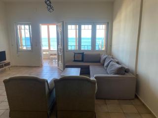 Heraklion Bay Seaview Apartment - Palaiokastro - 8