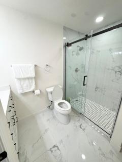 Bright Modern 2BR Apt in SF - San Francisco - 9
