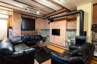 Large basement apartment near Guy Concordia - Montréal - 6