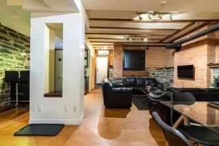 Large basement apartment near Guy Concordia - Montréal - 2