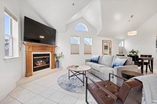 Mavericks Penthouse Downtown Luxury on Main Street Half Moon Bay - Half Moon Bay - 0