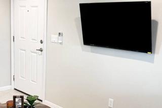 Cozy Apartment in Austin by The Key Rentals - Austin - 1