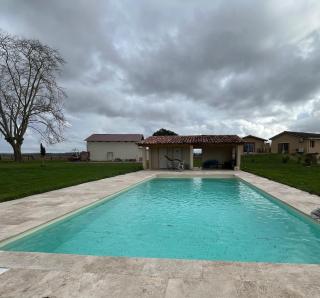 Gîte les Vabres - Ancienne ferme rénovée piscine pétanque - 7