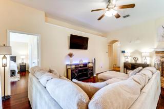 6 Mi to Historic Granbury Square Home with Patio - Granbury - 6