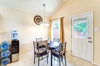 6 Mi to Historic Granbury Square Home with Patio - Granbury - 4