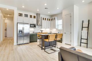 Pool Access and Private Yard Oklahoma City Retreat - 4