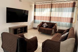 Duplex amplio en Urb San Isidro - Ica - 2