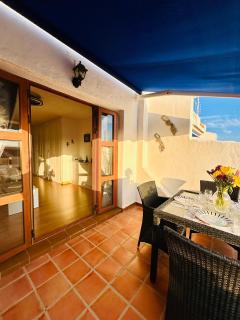 Cozy Sunset view studio at Port Royale with heated pool and free Wi-Fi - 3