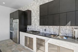 Luxury House in Cape Coral - 1