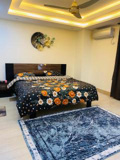 Luxury One Bed Apartment Bahria Town Rawalpindi - Rawalpindi - 0