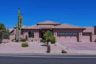 Spacious Mesa home with stunning views - 3