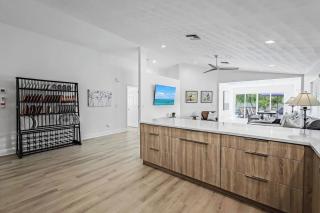 Vanderbilt Beach House-95th - Naples - 1