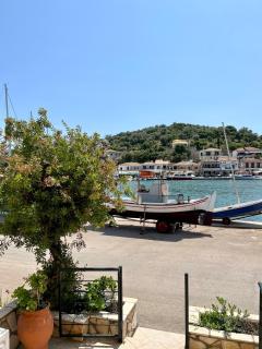 Vathi Seaside Apartment - Meganisi - 8