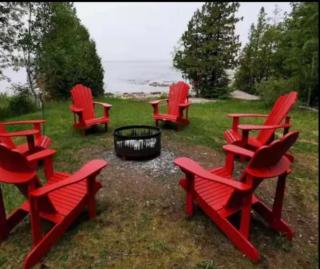Waterfront Cottage in Lion's Head - Lion's Head - 5