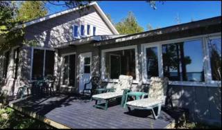 Waterfront Cottage in Lion's Head - Lion's Head - 6