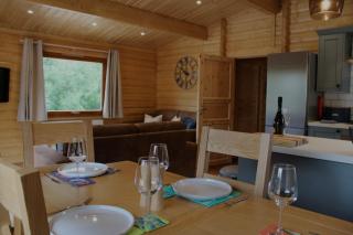 Viaduct Fishery Lodges - 3