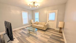 Utica Comfort Apartment - Utica - 9