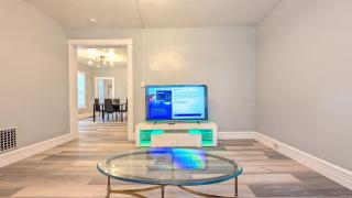Utica Comfort Apartment - Utica - 0