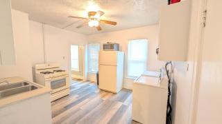 Utica Comfort Apartment - Utica - 2