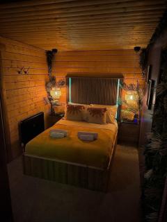 Woodland Escapes Glamping - - 3