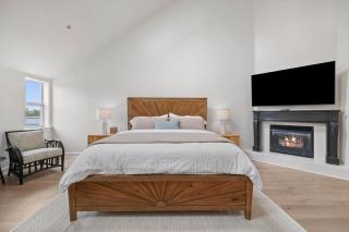 Miramar Penthouse Coastal Elegance in the Heart of Half Moon Bay - Half Moon Bay - 6